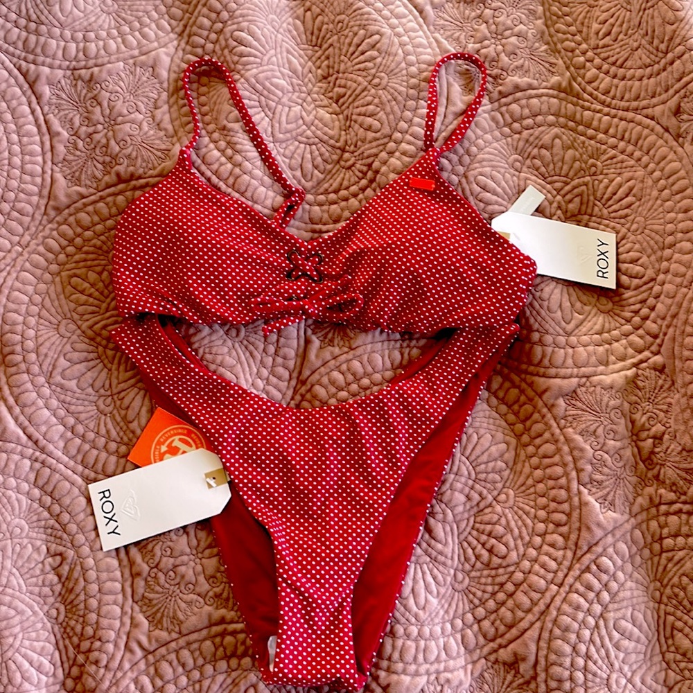 brand new red/white polka dot Roxy bikini